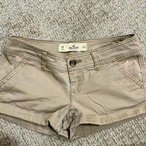 Bogo summer 50% sale Hollister khaki shorts.